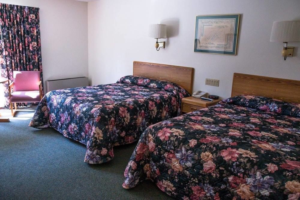 T-Bird Motor Inn Шелбурн Екстер'єр фото