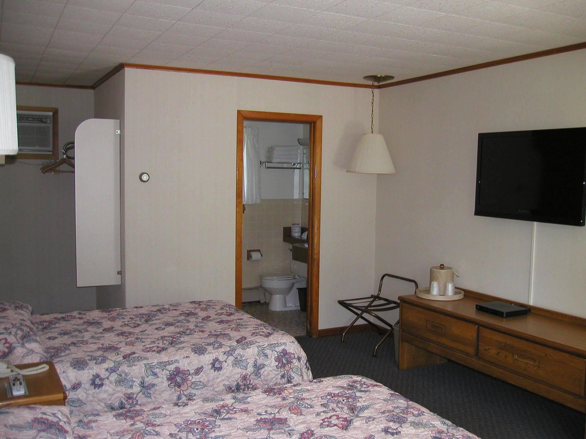 T-Bird Motor Inn Шелбурн Екстер'єр фото