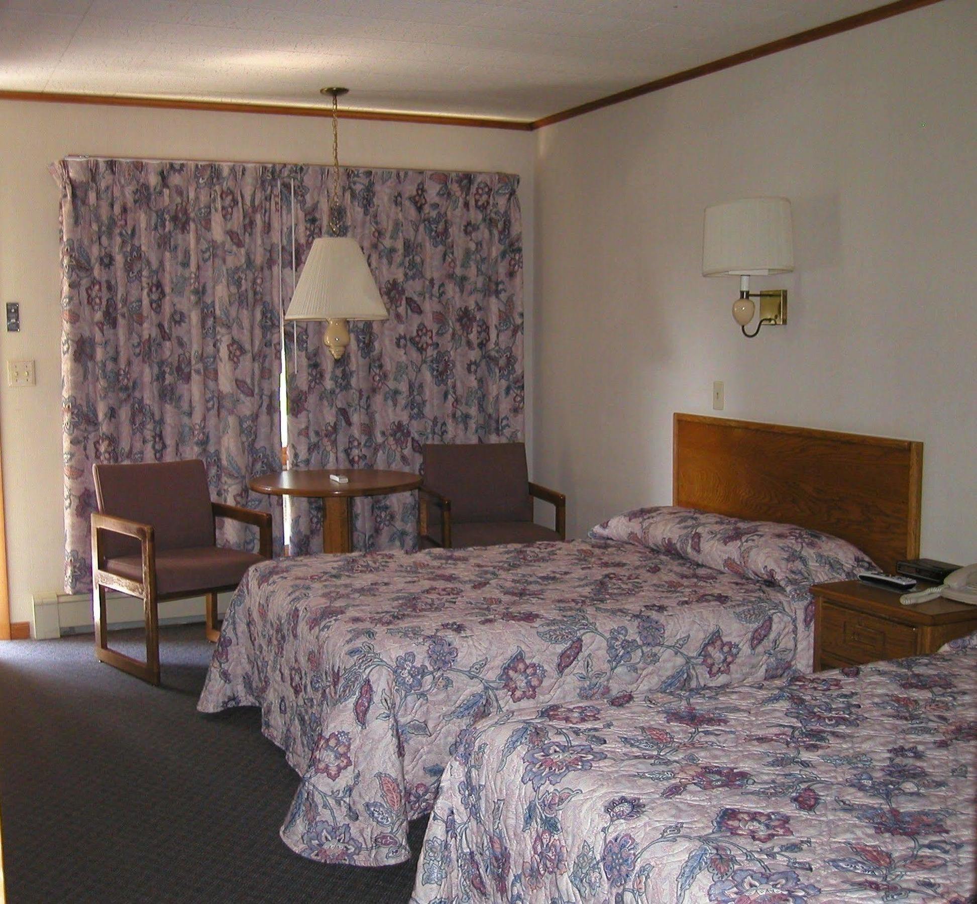 T-Bird Motor Inn Шелбурн Екстер'єр фото