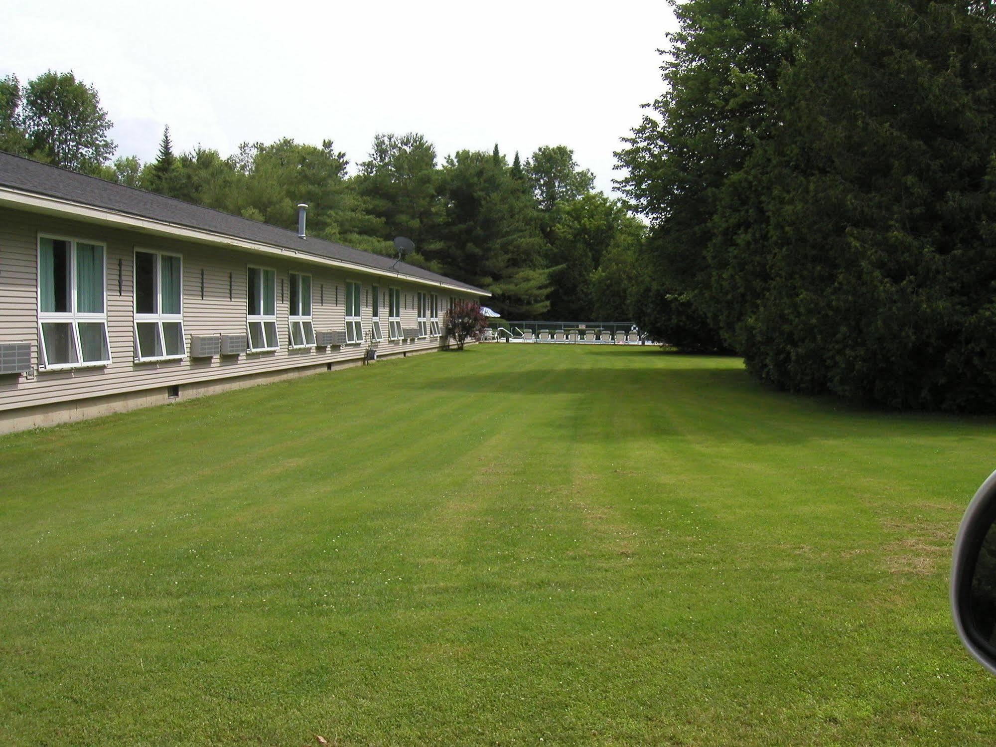 T-Bird Motor Inn Шелбурн Екстер'єр фото