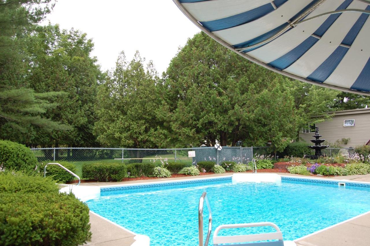 T-Bird Motor Inn Шелбурн Екстер'єр фото